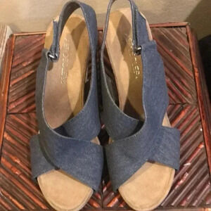 Aerosoles Denim Sling Back Wedge Sandals with 4 inch Heel-Size 8